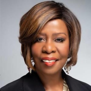 Sharon Pinder Headshot