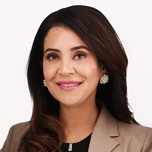 Rashi Arora Khosla Headshot